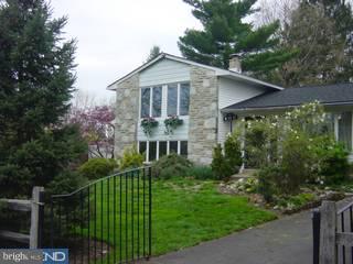 2060 Geoffrey Road Willow Grove, PA 19090 - Photo 6 of 6 Gallery Image 6