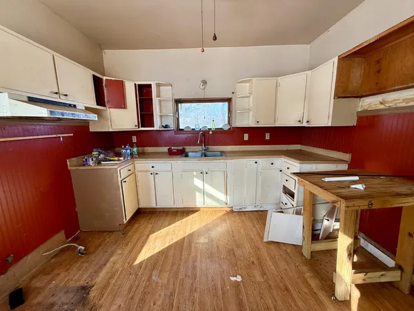 $190,000 | 6066 East State Road, Sunman, IN 47041