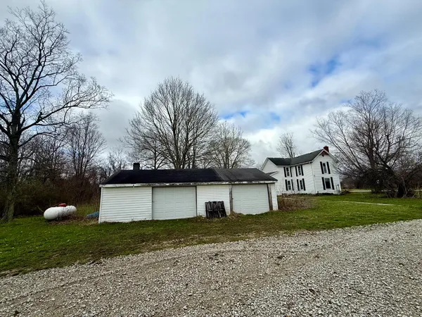 $190,000 | 6066 East State Road, Sunman, IN 47041