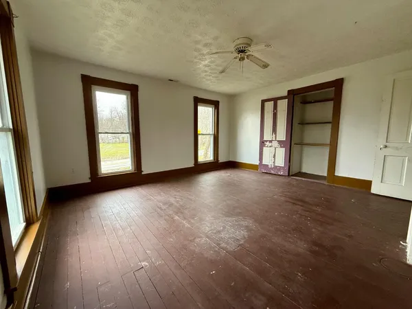 $190,000 | 6066 East State Road, Sunman, IN 47041