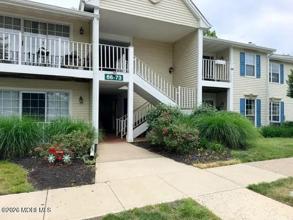 $419,000 | 70 Players Circle, Tinton Falls, NJ 07724
