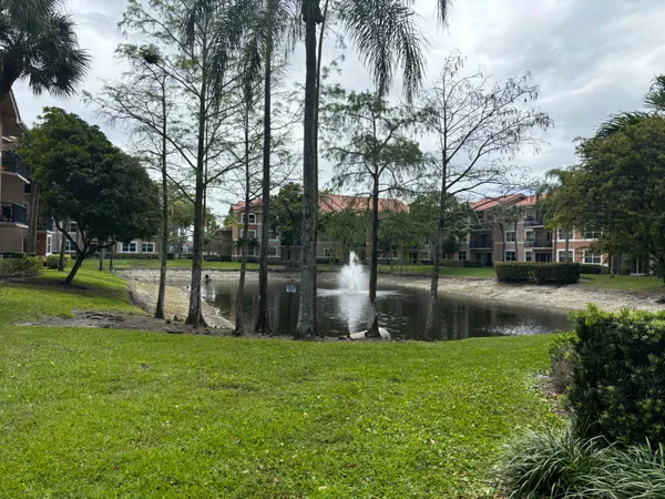 $2,600 | 9033 Wiles Road, Unit 102, Coral Springs, FL 33067