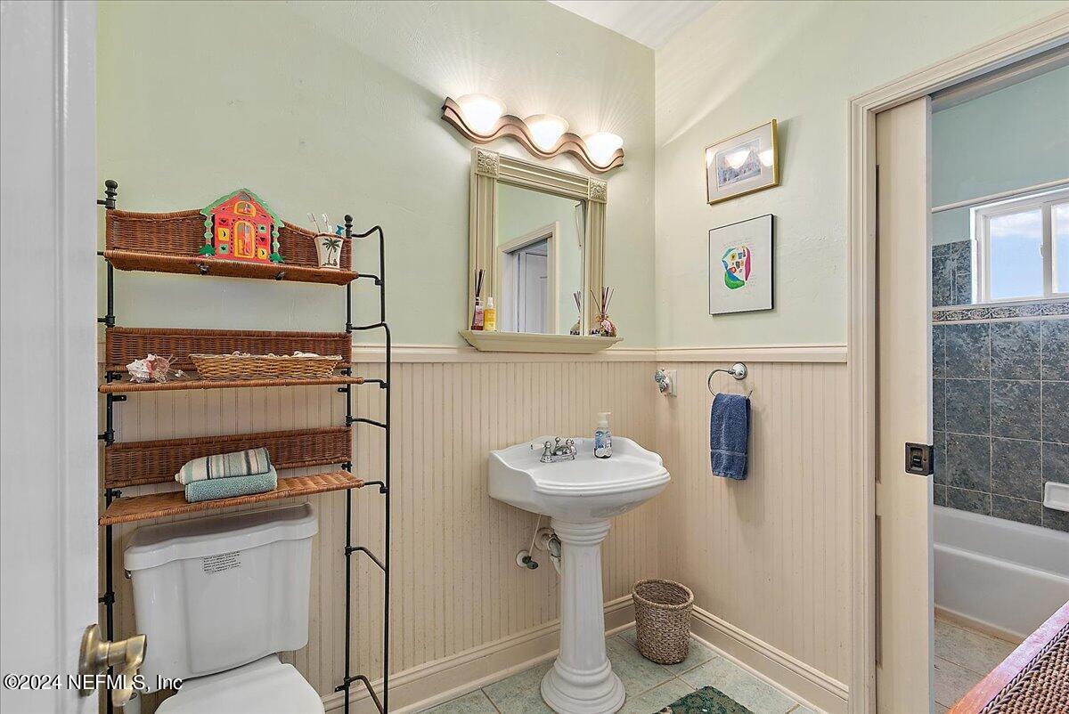 5705 Rudolph Avenue St. Augustine, FL 32080 - Photo 15 of 37 15-Bathroom
