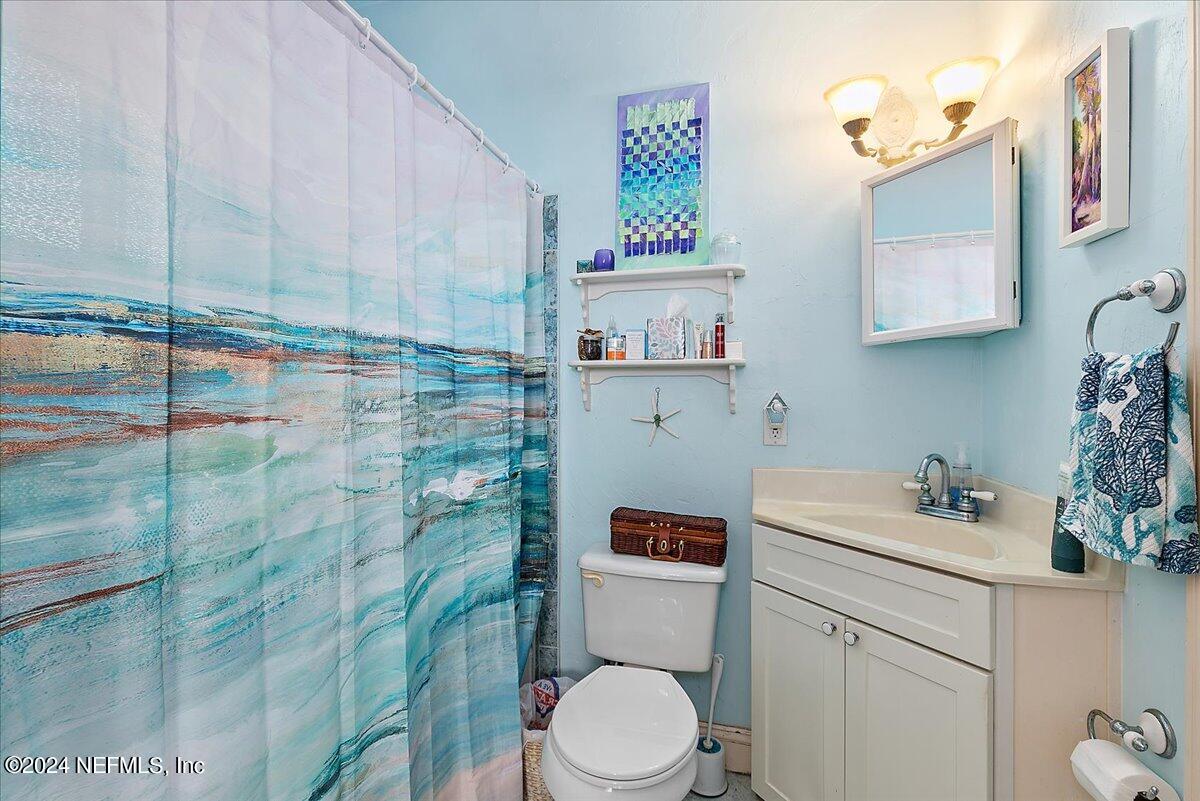 5705 Rudolph Avenue St. Augustine, FL 32080 - Photo 17 of 37 17-Bathroom