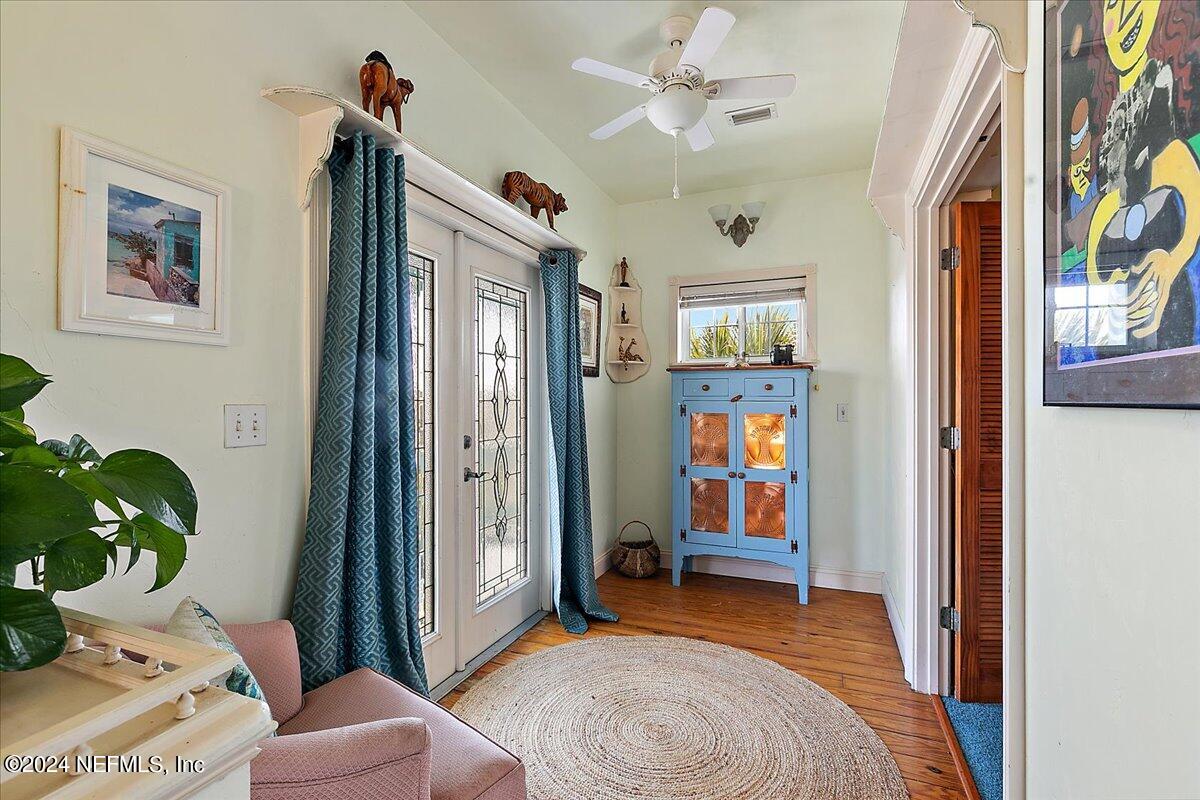 5705 Rudolph Avenue St. Augustine, FL 32080 - Photo 19 of 37 19-Stair Landing