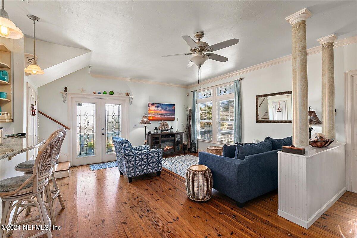 06-Living Room