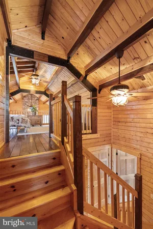 $429,000 | 18 Sugarloaf Lane, Hazleton, PA 18202