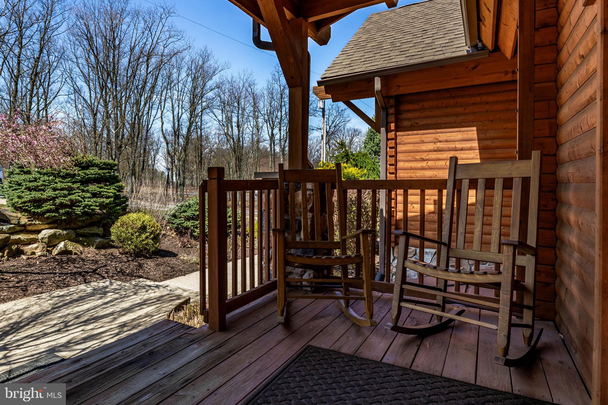 18 Sugarloaf Lane Hazleton, PA 18202 - Photo 4 of 85
