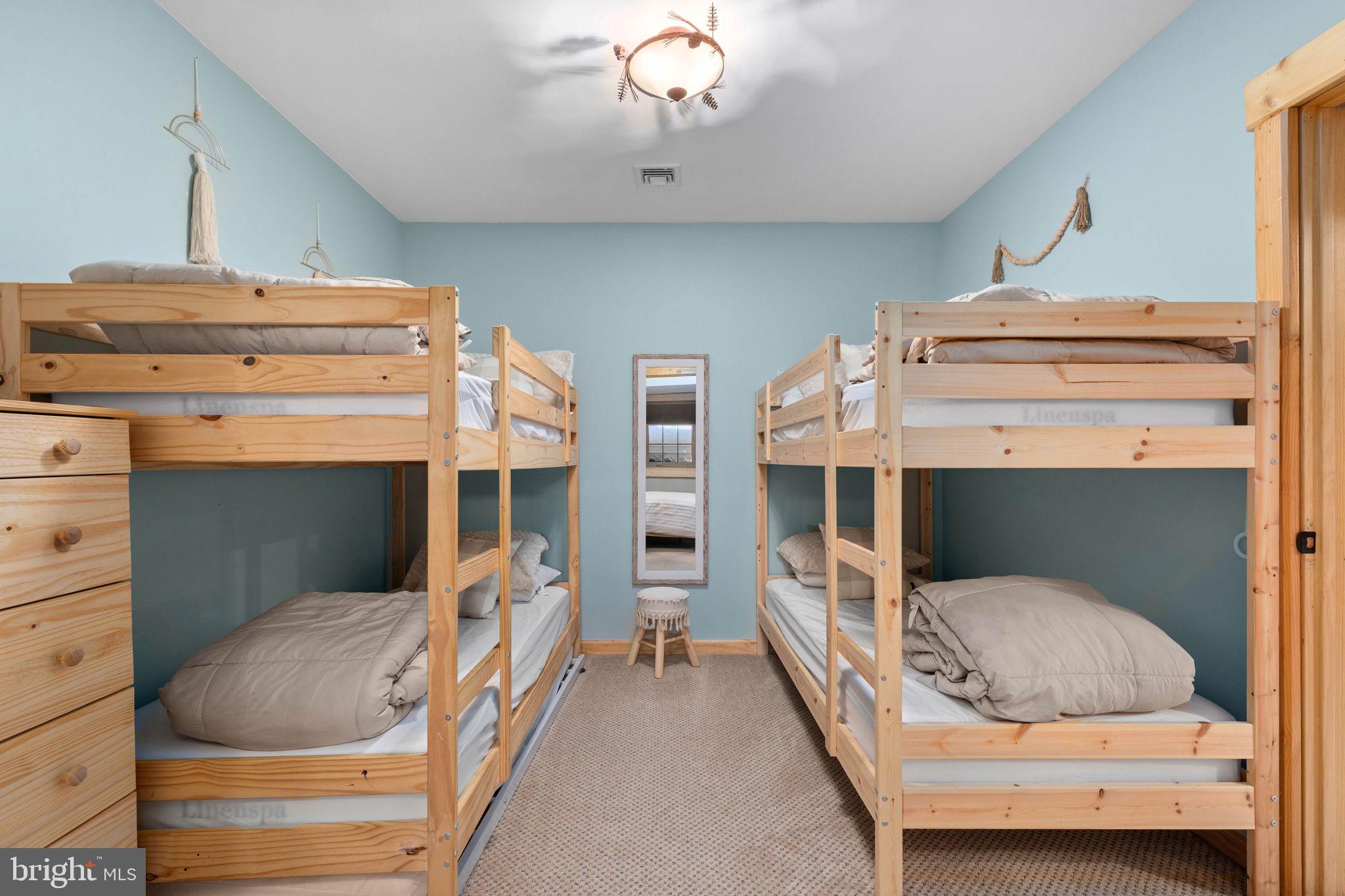 18 Sugarloaf Lane Hazleton, PA 18202 - Photo 47 of 85
