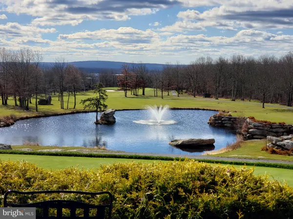 $429,000 | 18 Sugarloaf Lane, Hazleton, PA 18202