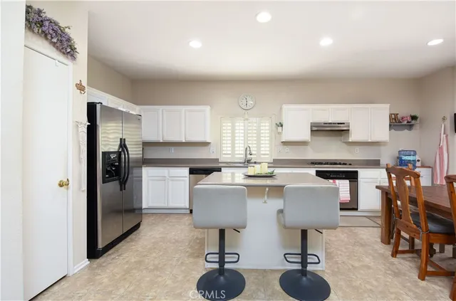 $699,900 | 40399 Jennings Drive, Murrieta, CA 92562