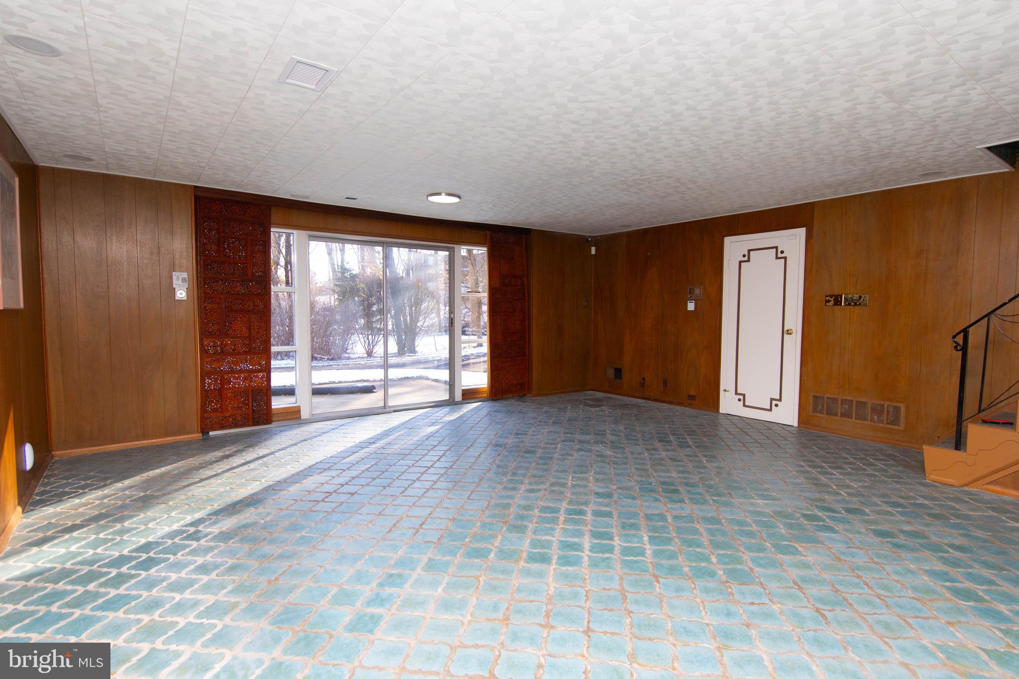 1201 Ricewynn Road Wyncote, PA 19095 - Photo 37 of 53 a view of empty room with wooden floor and fan