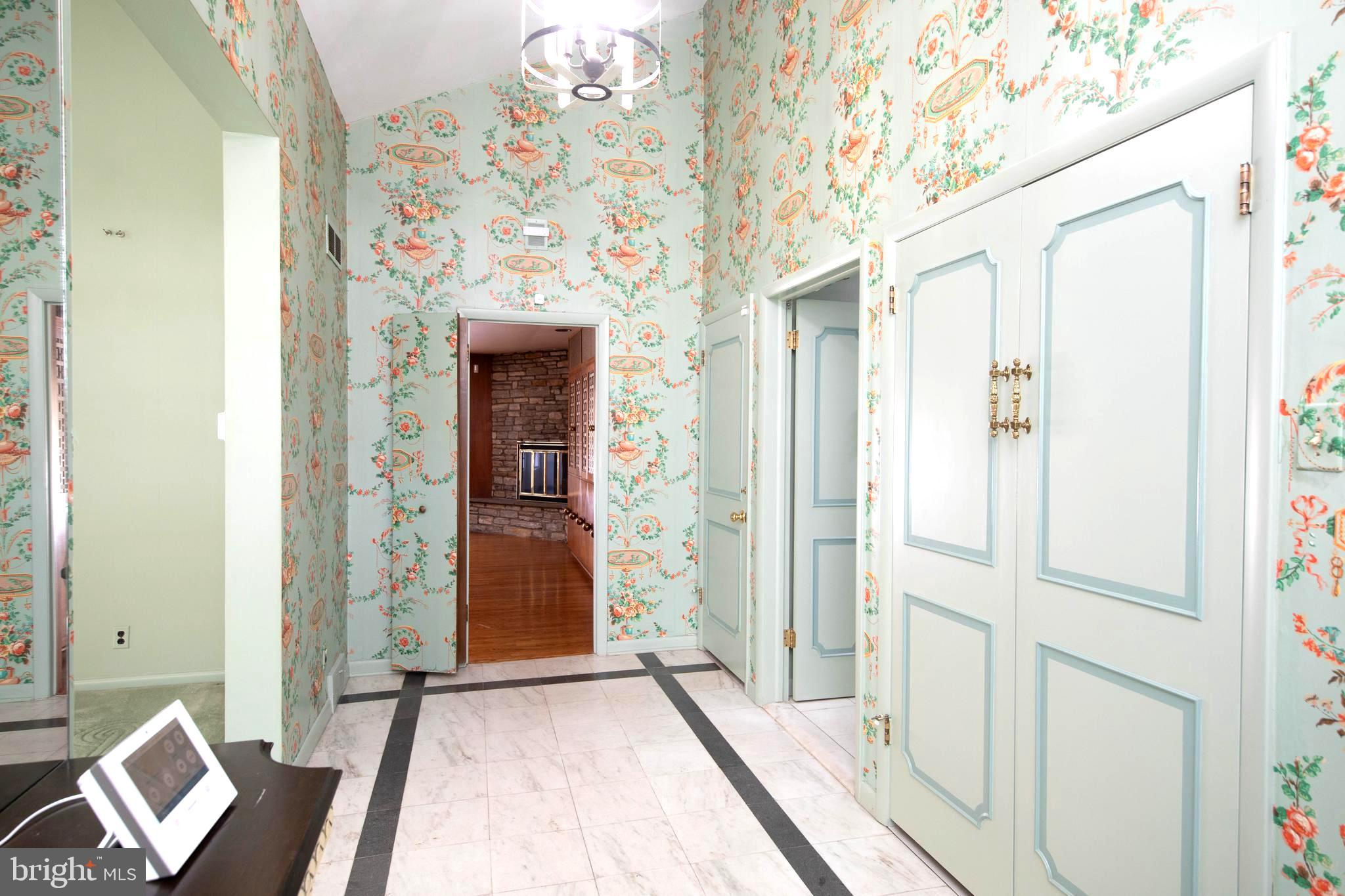 1201 Ricewynn Road Wyncote, PA 19095 - Photo 6 of 53 Foyer