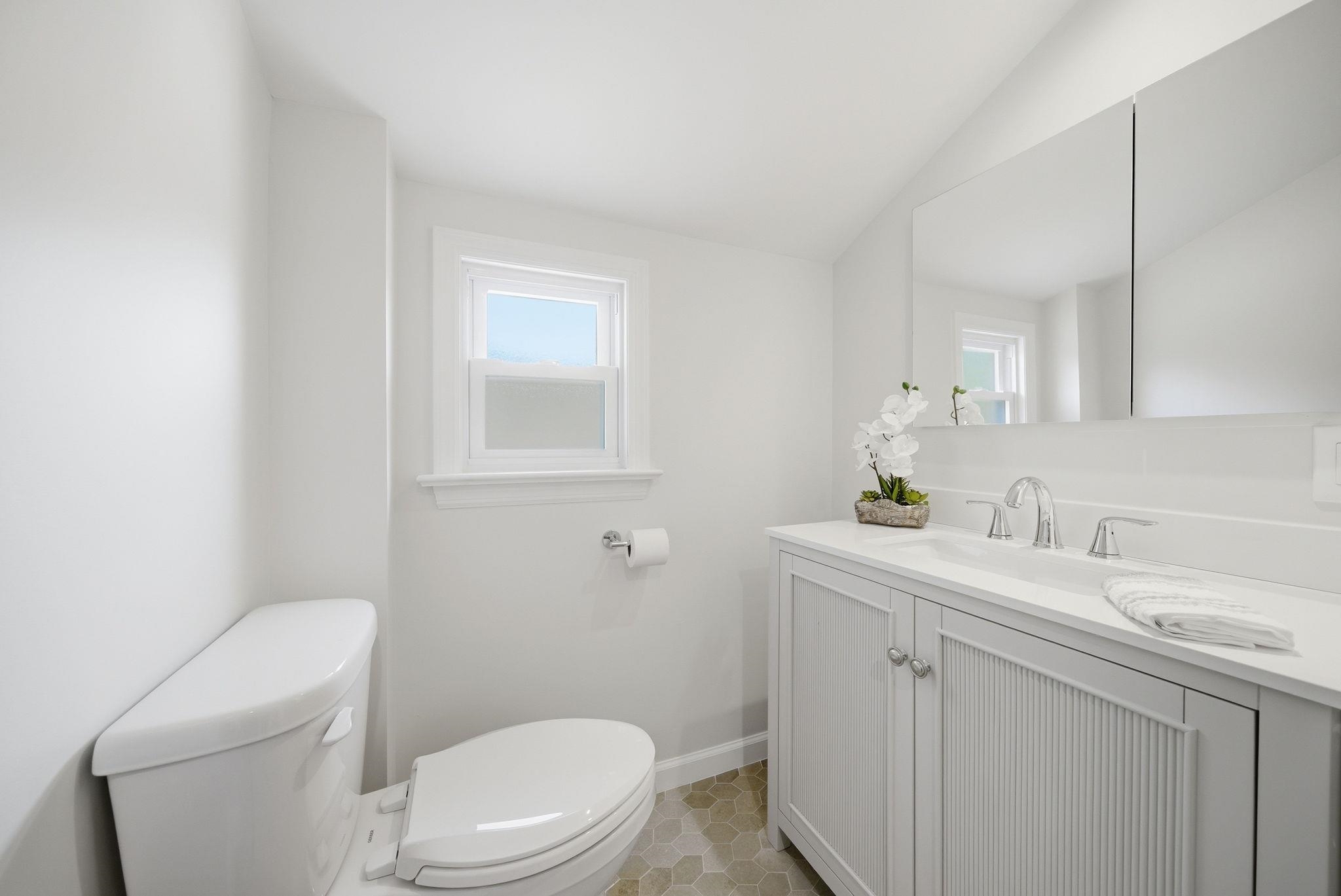 386 Kinderkamack Road Oradell, NJ 07649 - Photo 4 of 18