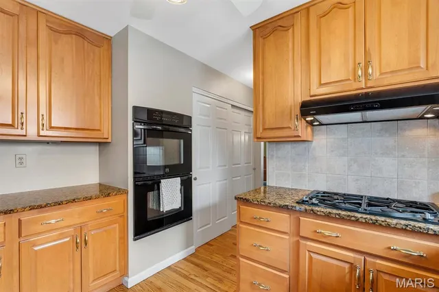 $430,000 | 2034 Emerald Crest Court, Chesterfield, MO 63017