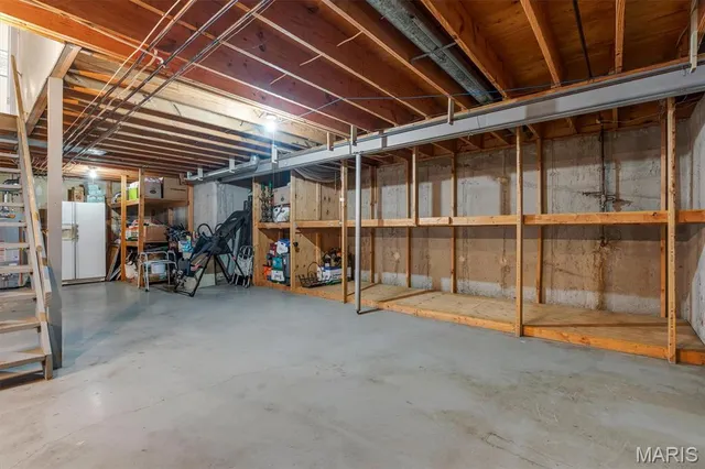 $430,000 | 2034 Emerald Crest Court, Chesterfield, MO 63017