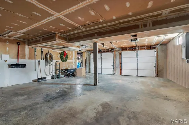 $430,000 | 2034 Emerald Crest Court, Chesterfield, MO 63017