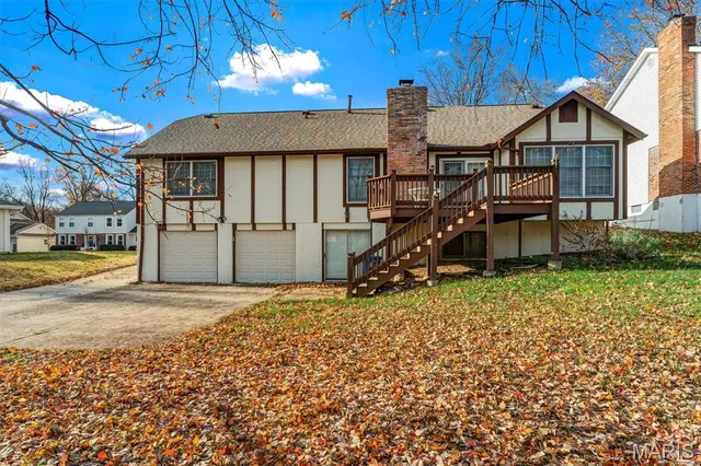 $430,000 | 2034 Emerald Crest Court, Chesterfield, MO 63017