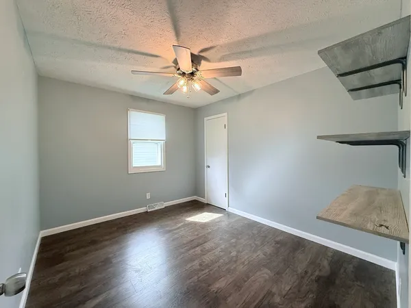 $184,900 | 311 East Allen Street, Farmer City, IL 61842