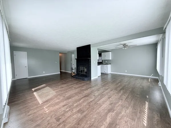 $184,900 | 311 East Allen Street, Farmer City, IL 61842