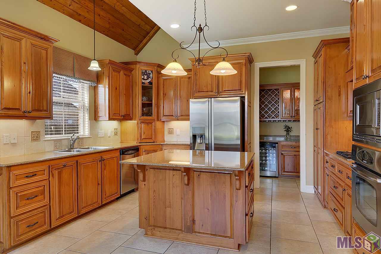 8907 Spring Grove Drive Baton Rouge, LA 70809 - Photo 8 of 25 Gallery Image 8