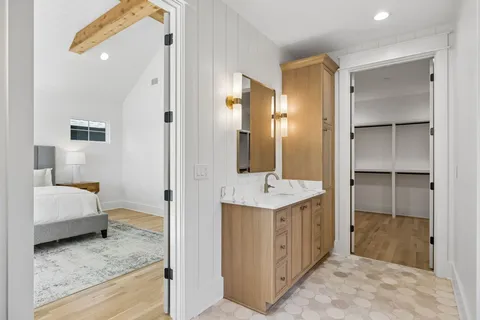 $1,450,000 | 832 A Neartop Drive, Nashville, TN 37205