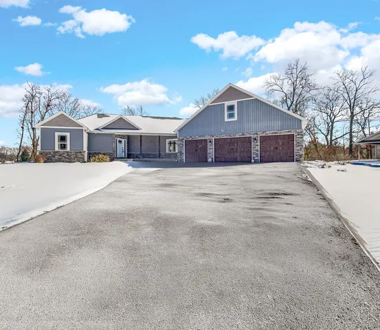 $650,000 | 10427 North 600th Street West, Demotte, IN 46310