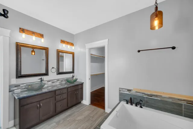 $650,000 | 10427 North 600th Street West, Demotte, IN 46310