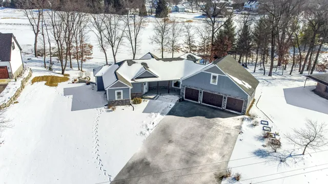 $650,000 | 10427 North 600th Street West, Demotte, IN 46310