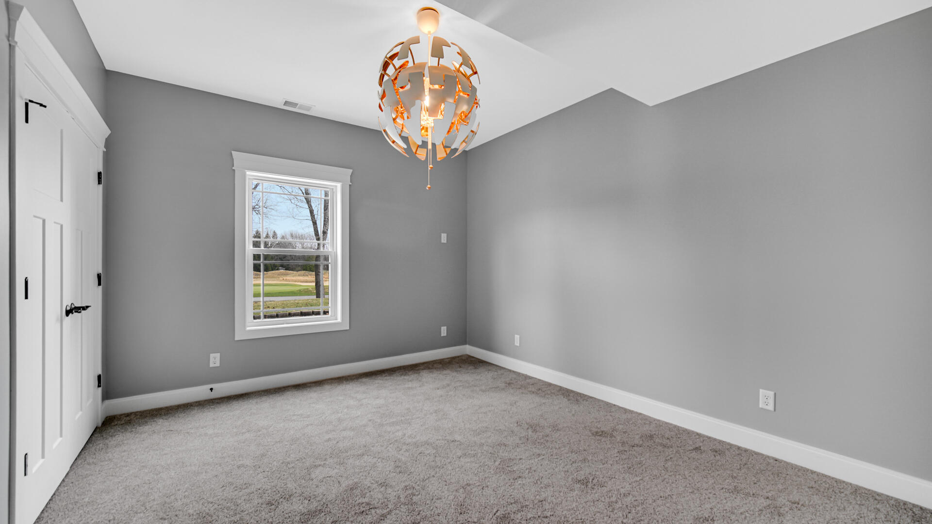 10427 North 600th Street West Demotte, IN 46310 - Photo 21 of 26 an empty room with a window