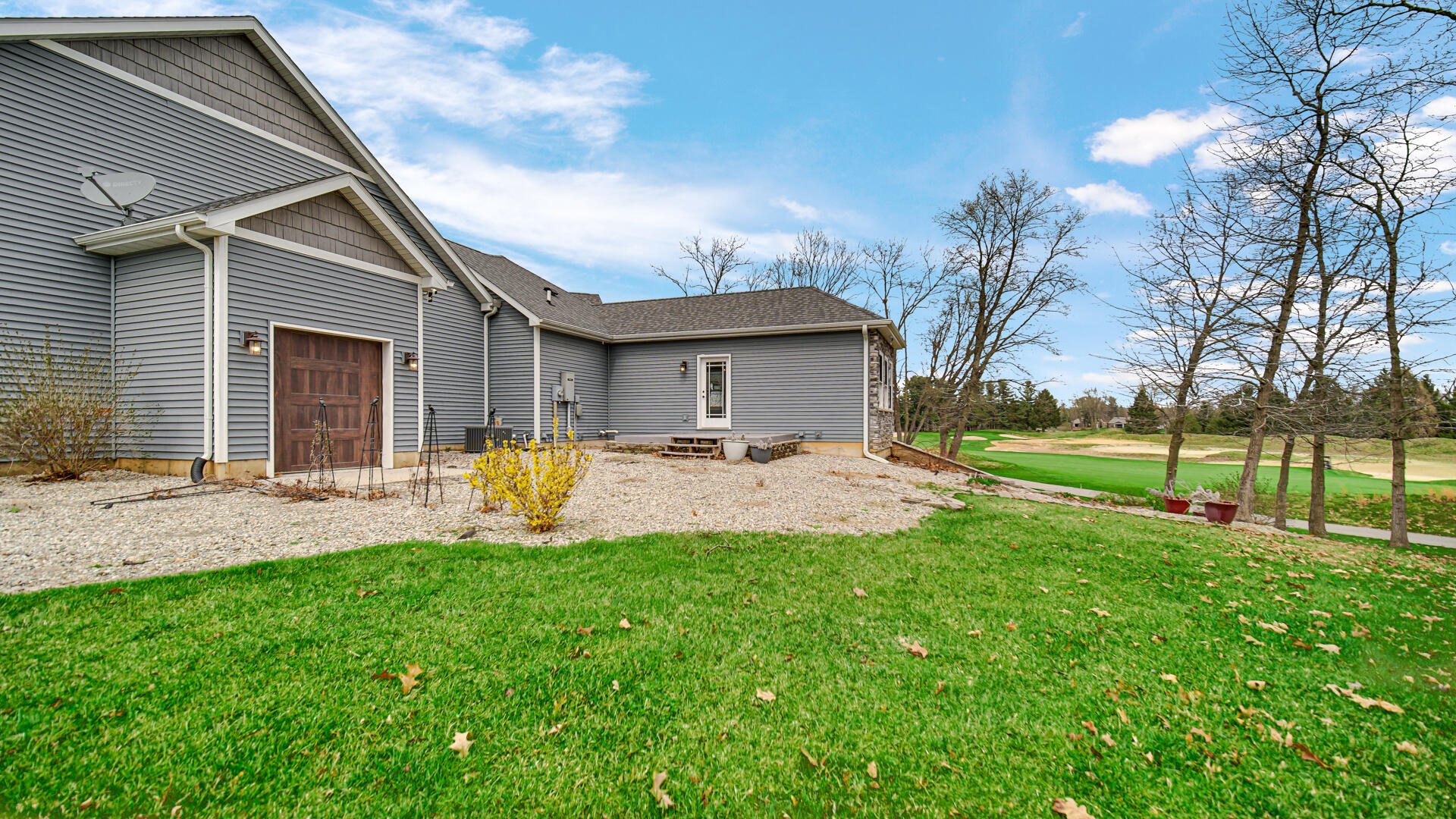 10427 North 600th Street West Demotte, IN 46310 - Photo 25 of 26 a swimming pool with outdoor seating yard and porch