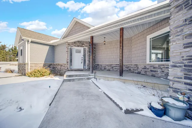 $650,000 | 10427 North 600th Street West, Demotte, IN 46310