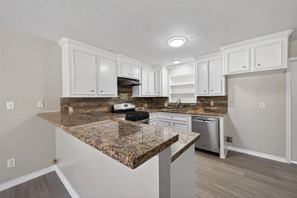 $1,875 | 210 North Shirley Lane, Willis, TX 77378