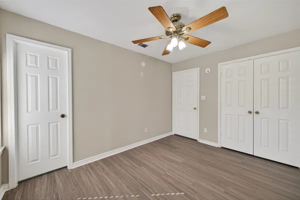 $1,875 | 210 North Shirley Lane, Willis, TX 77378