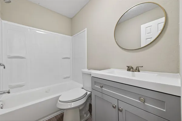 $1,875 | 210 North Shirley Lane, Willis, TX 77378
