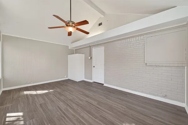 $1,875 | 210 North Shirley Lane, Willis, TX 77378