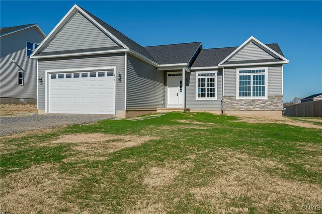 $499,500 | 127 Dewport Road, Van Buren, NY 13027