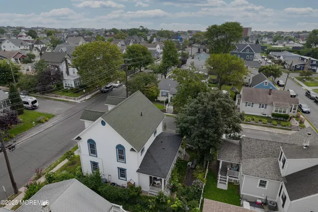 $899,900 | 140 Stockton Avenue, Ocean Grove, NJ 07756