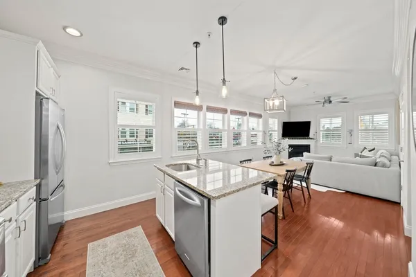 $424,900 | 2 North Main Street, Unit B201, Mansfield, MA 02048
