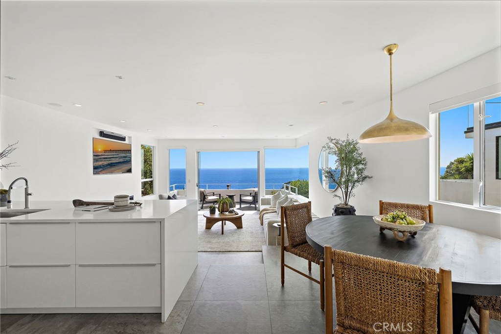 2901 Alexander Road Laguna Beach, CA 92651 - Photo 3 of 40 Gallery Image 3
