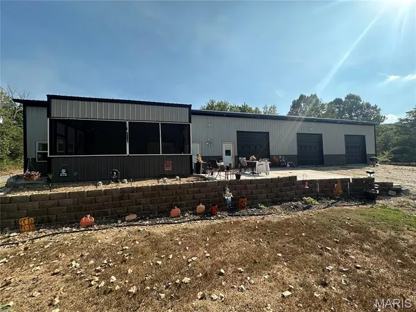 $299,900 | 3188 Old Rte V, Cape Girardeau, MO 63701