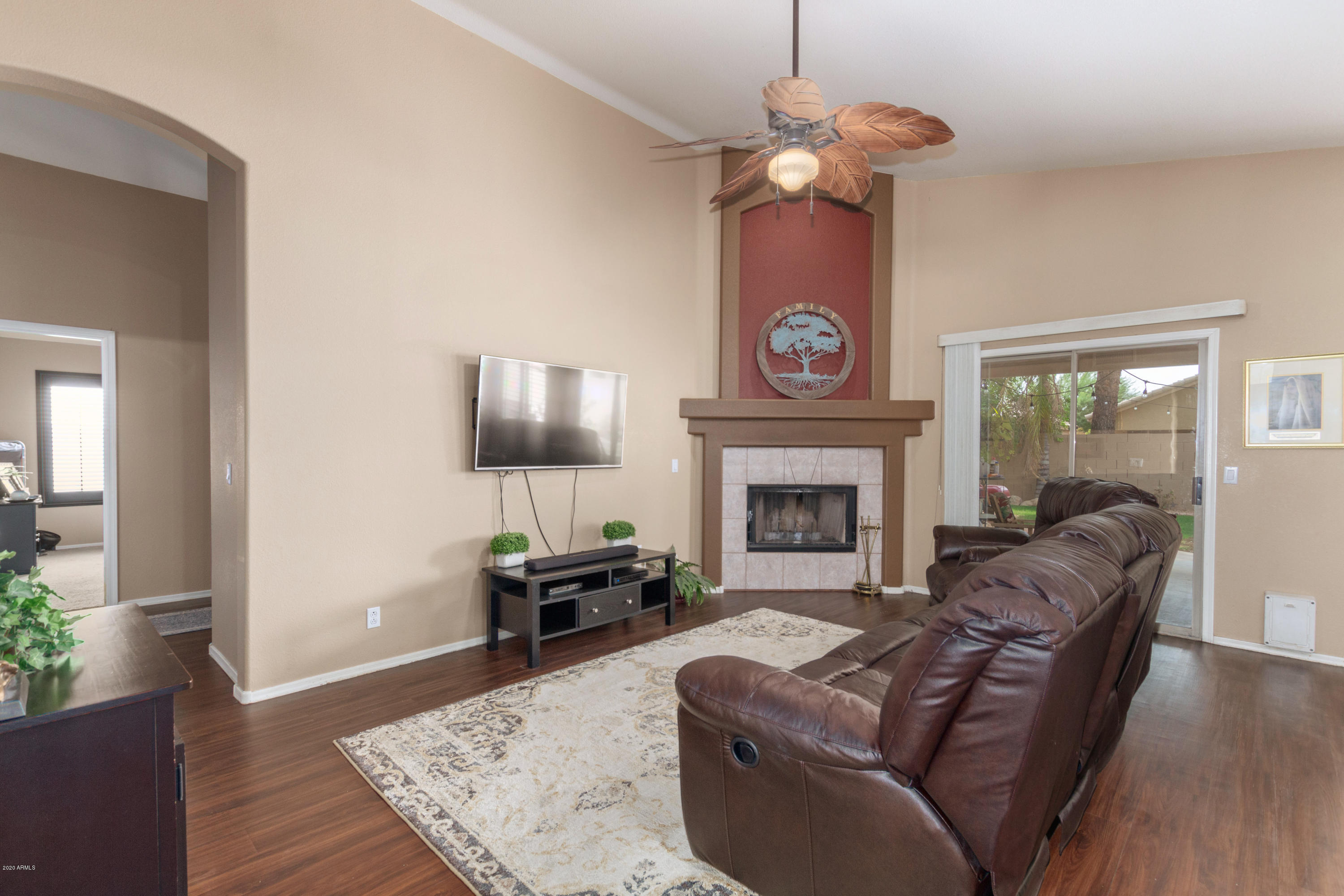 2257 East Stephens Road Gilbert, AZ 85296 - Photo 12 of 27 Family Room
