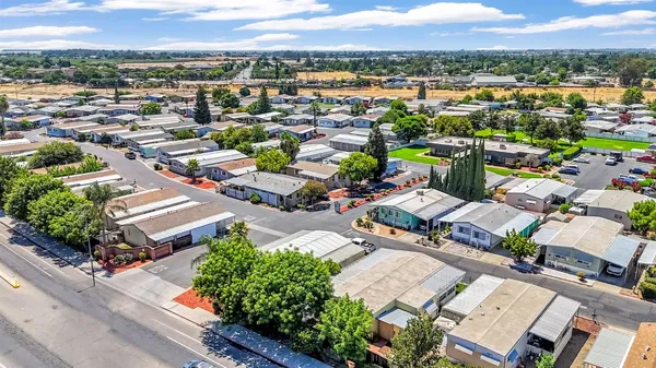 $99,900 | 1218 East Cleveland Avenue, Unit 103, Madera, CA 93638