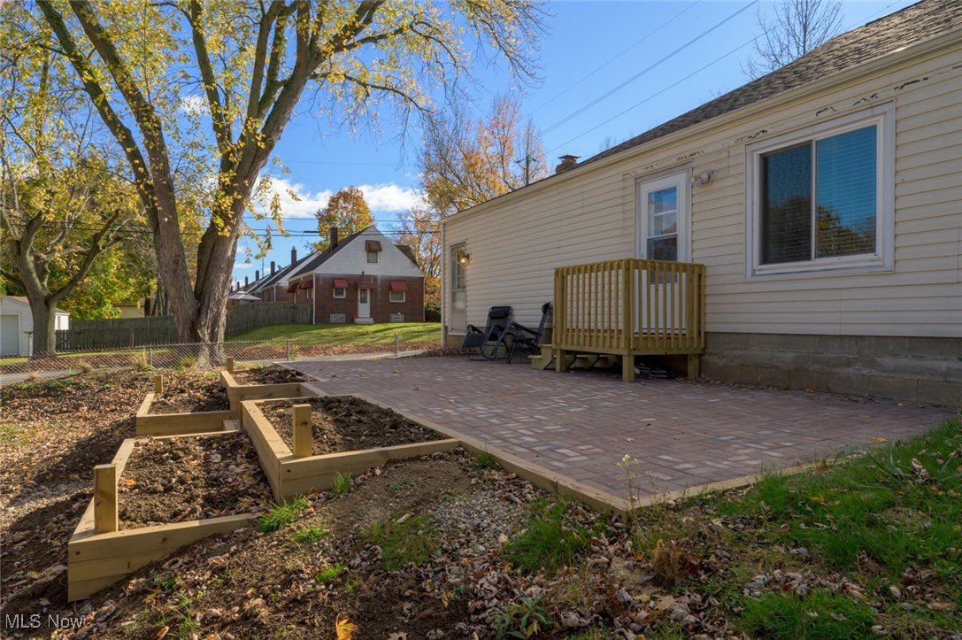 2547 Mogadore Road Akron, OH 44312 - Photo 27 of 31 View of yard