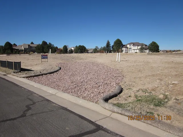 a view of lake view with beach