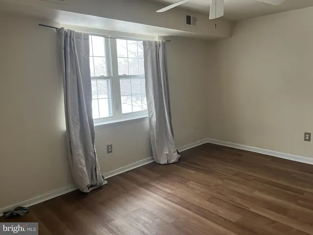 $139,900 | 826 South Avenue, Unit R8, Secane, PA 19018