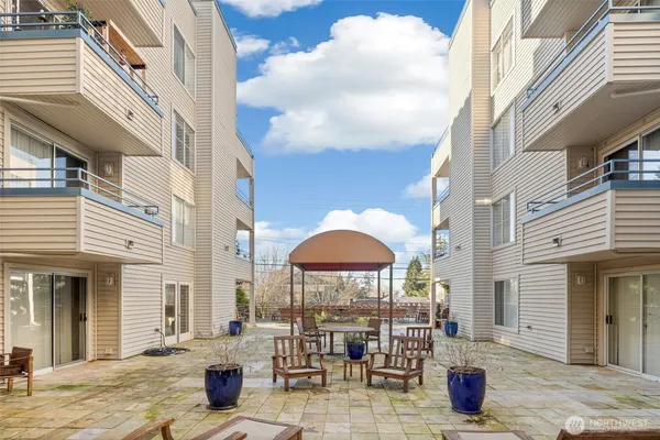 $399,000 | 6960 California Avenue Southwest, Unit A308, Seattle, WA 98136
