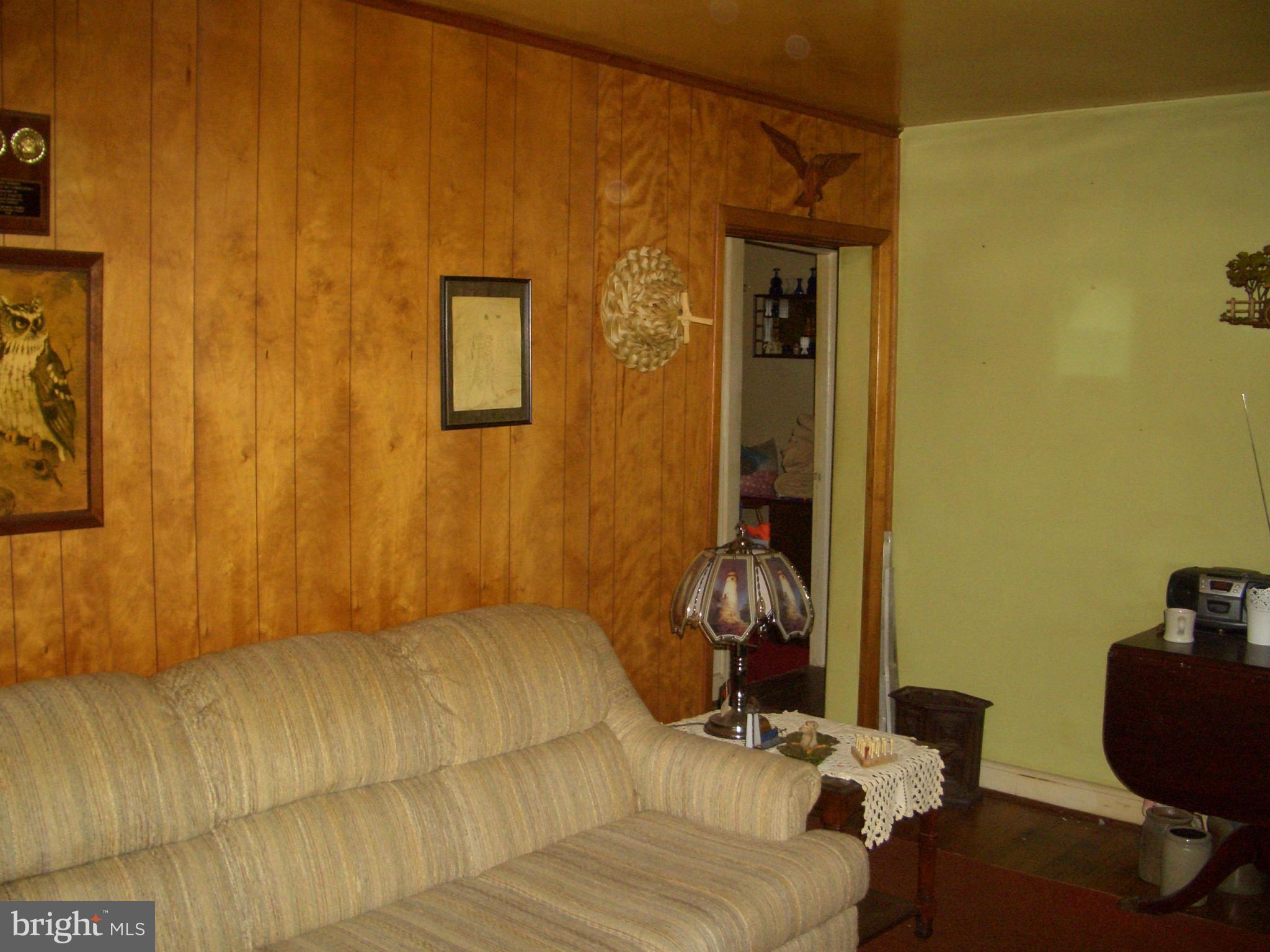 5037 Montgomery Road Ellicott City, MD 21043 - Photo 5 of 22 Living Room