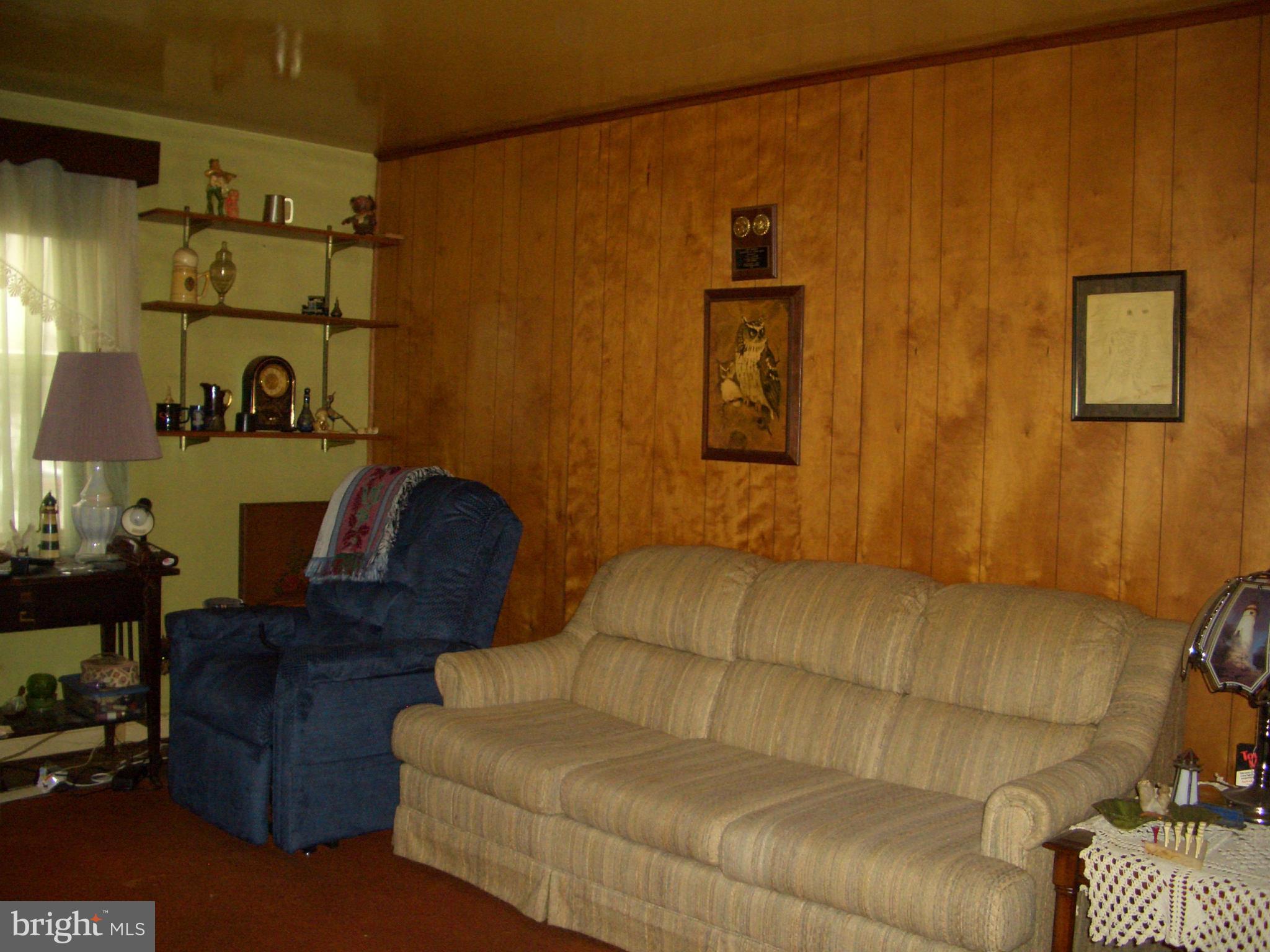 5037 Montgomery Road Ellicott City, MD 21043 - Photo 6 of 22 Living Room