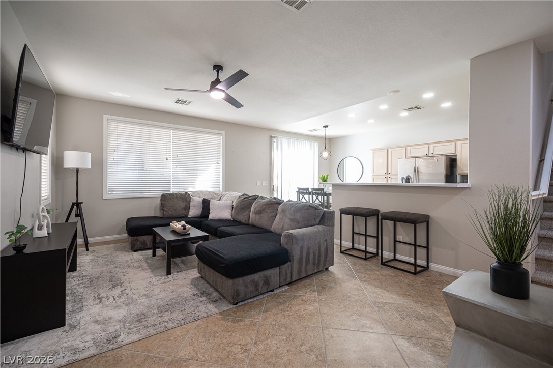 641 Solitude Point Avenue Henderson, NV 89012 - Photo 2 of 57